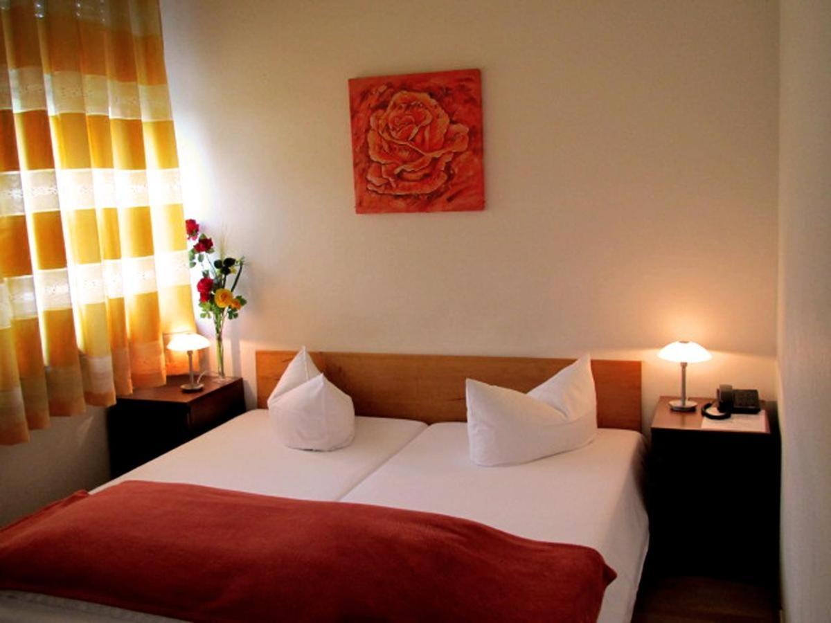 Hotel Deutscher Hof MHG Zewnętrze zdjęcie