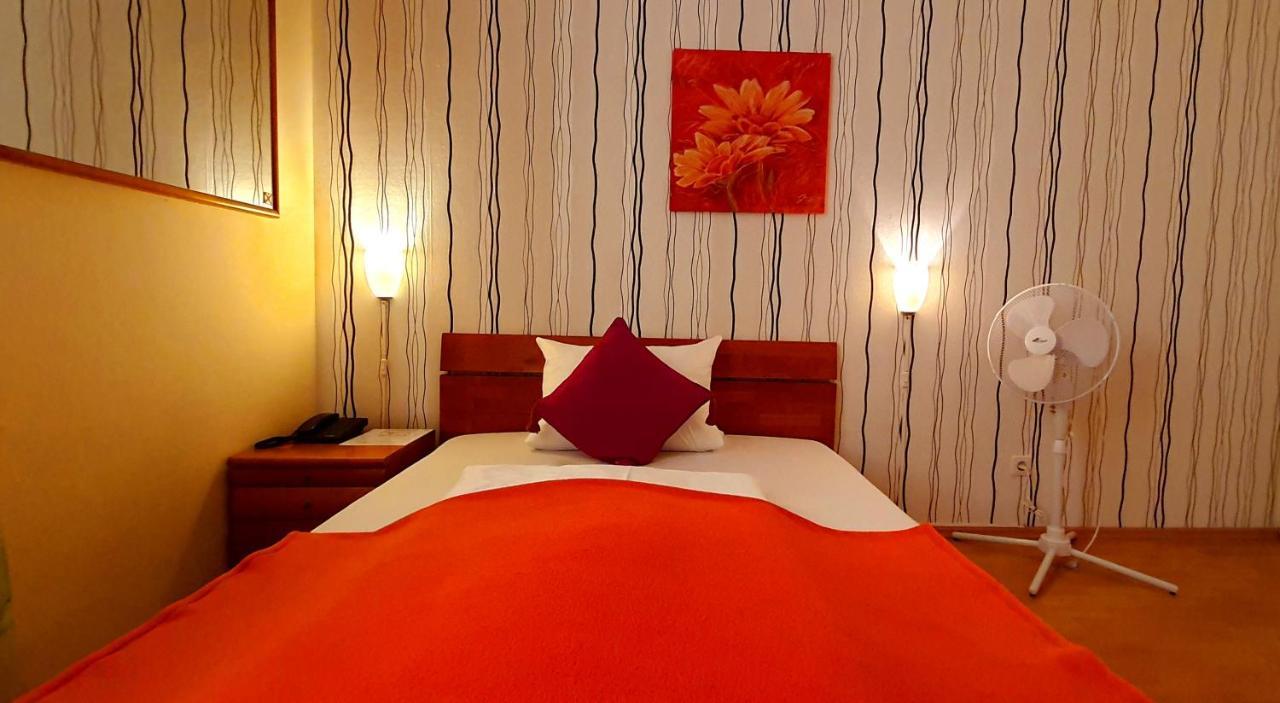 Hotel Deutscher Hof MHG Zewnętrze zdjęcie