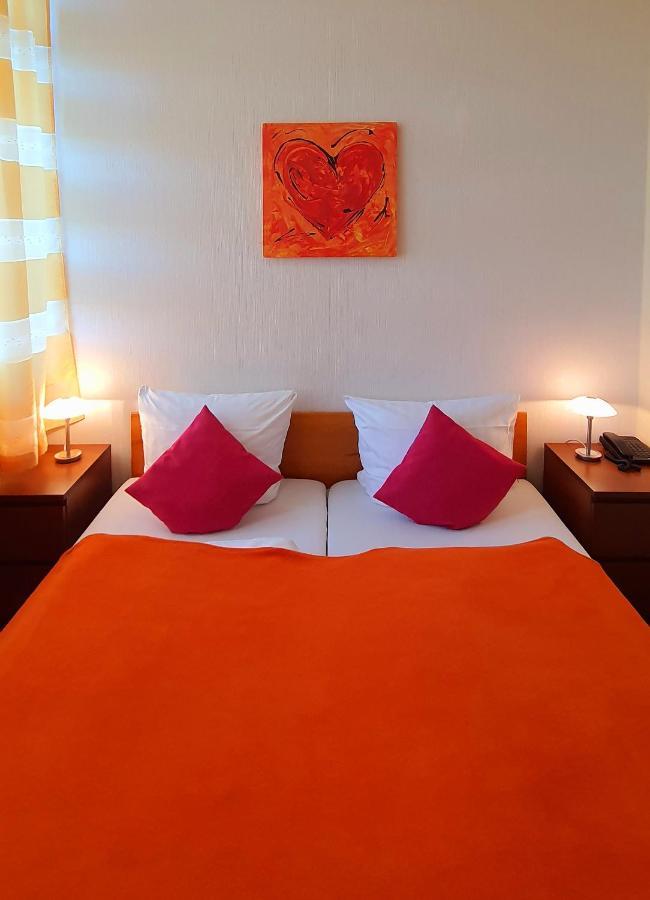 Hotel Deutscher Hof MHG Zewnętrze zdjęcie